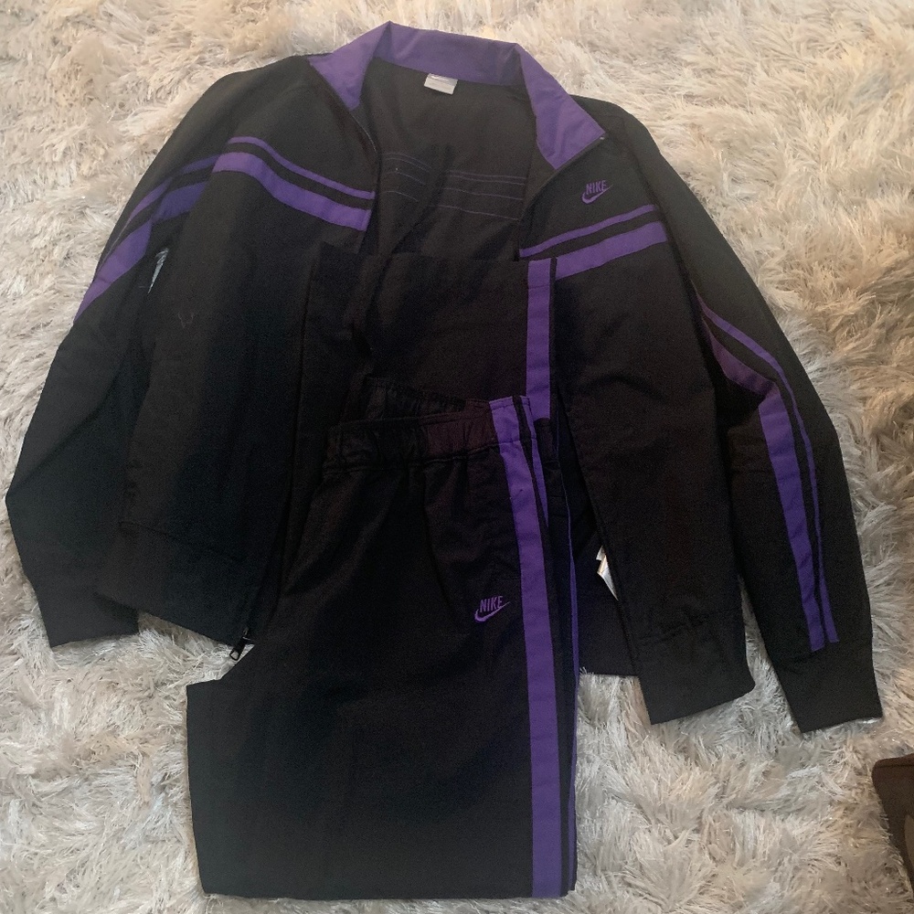 Nike track suit